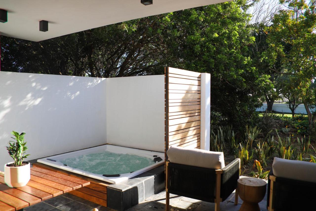 Vergenoegd Loew Boutique Hotel & Spa Cape Town Bagian luar foto