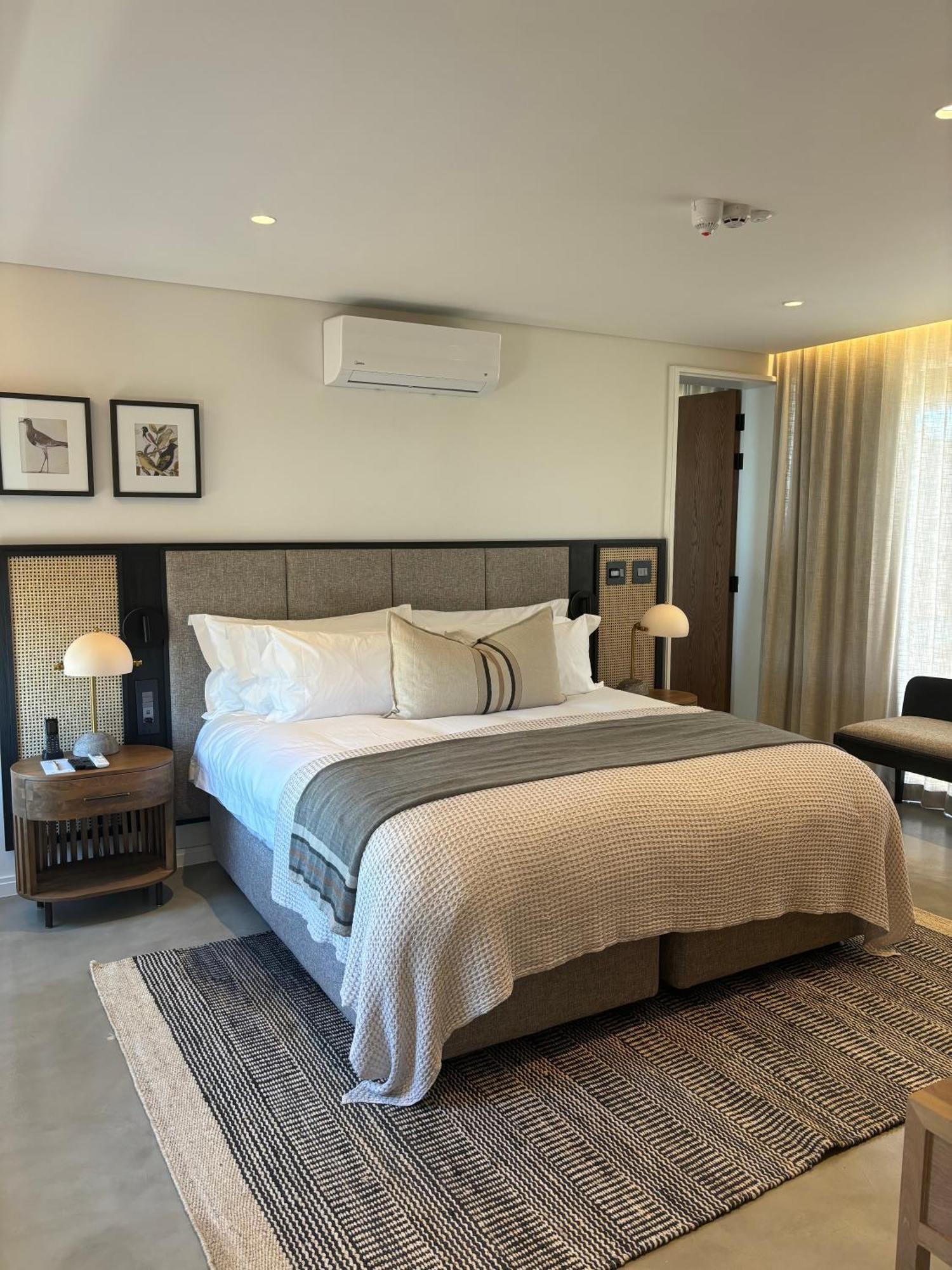 Vergenoegd Loew Boutique Hotel & Spa Cape Town Bagian luar foto